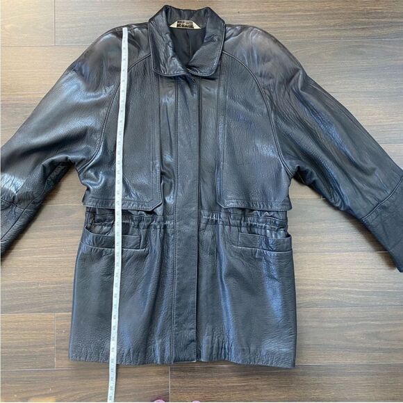 SIBYLLE LYN || vintage leather jacket - Picture 14 of 15